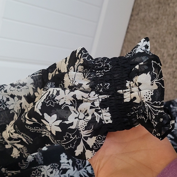 Isabel Maternity by Ingrid & Isabel for Target Black Cream Floral Sheer Dress S - Picture 3 of 7